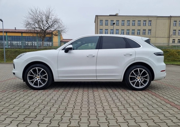 Porsche Cayenne cena 319900 przebieg: 51300, rok produkcji 2020 z Janów Lubelski małe 379